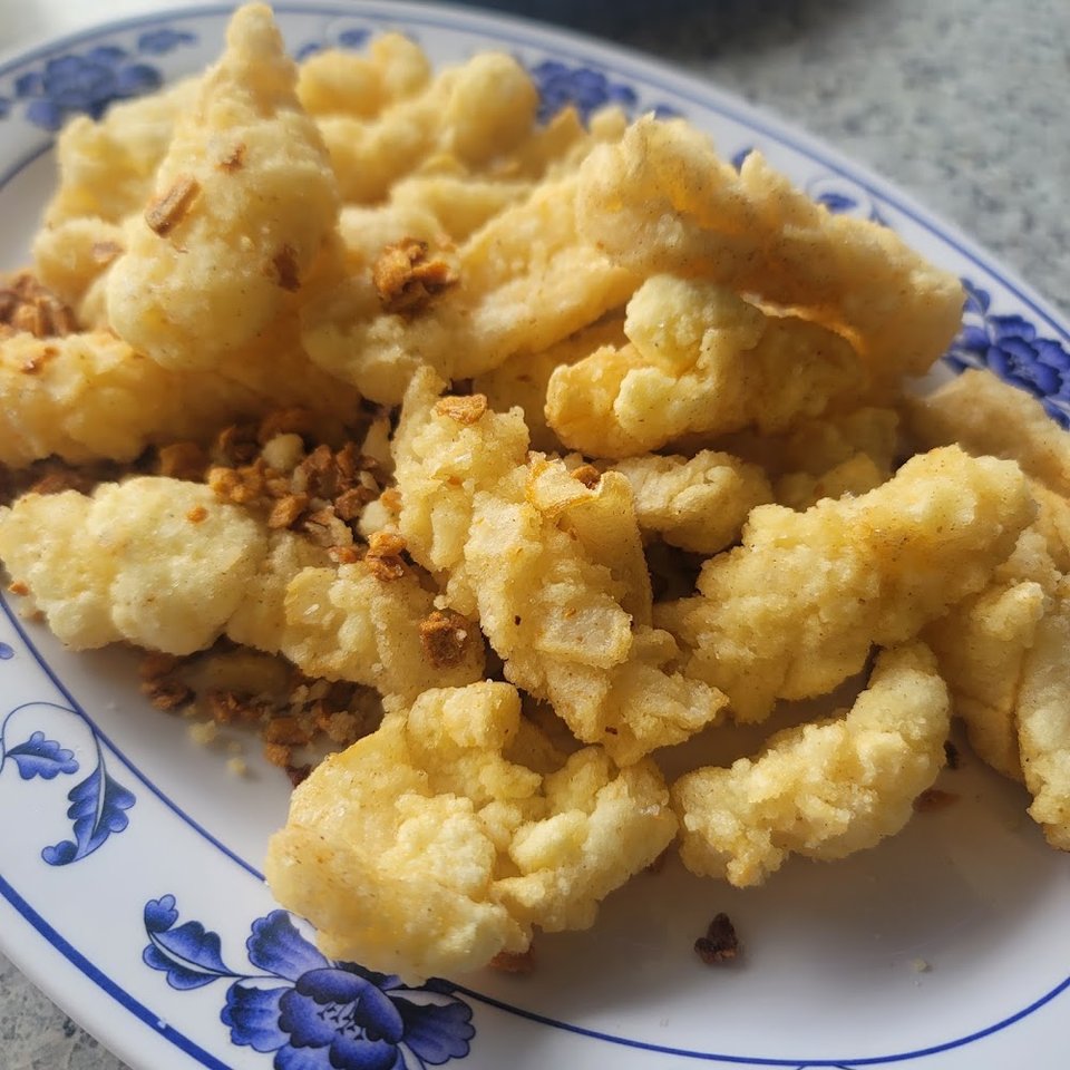 Squid Tossed in Salt & Pepper